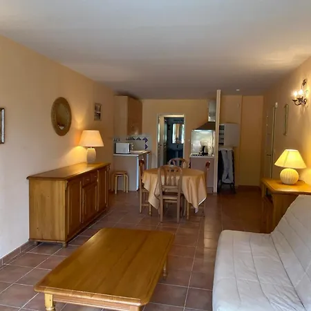 04b2 Beautiful In A Mas Provencal - Pool * Brunet